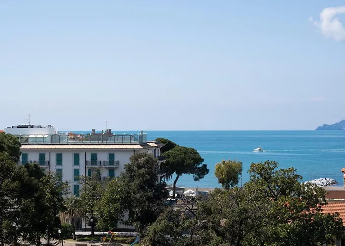 025 - Casa Panoramica In Centro, 90metri Vista Mare Con Terrazzo Vista Portofino * Sestri Levante