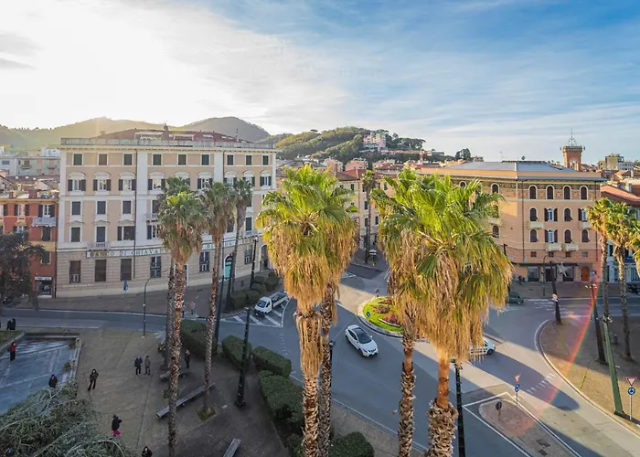 025 - Casa Panoramica In Centro, 90metri Vista Mare Con Terrazzo Vista Portofino * Sestri Levante