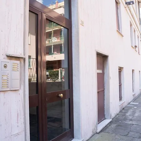 025 - Casa Panoramica In Centro, 90metri Vista Mare Con Terrazzo Vista Portofino * 세스트리레반떼
