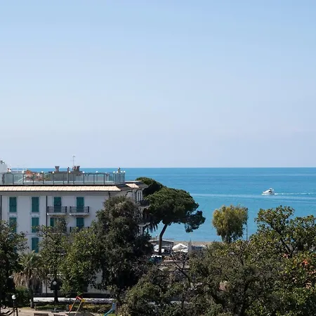 025 - Casa Panoramica In Centro, 90metri Vista Mare Con Terrazzo Vista Portofino * Sestri Levante